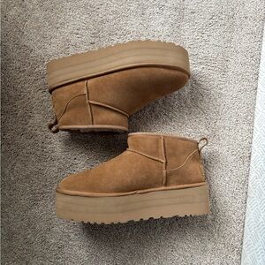 Women's UGG Tan Platform Ankle Boots